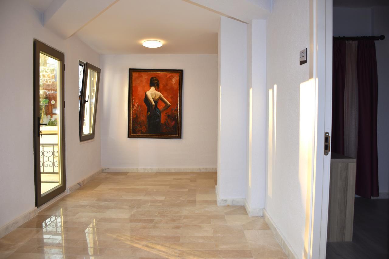Laden Hotel Bodrum Bagian luar foto
