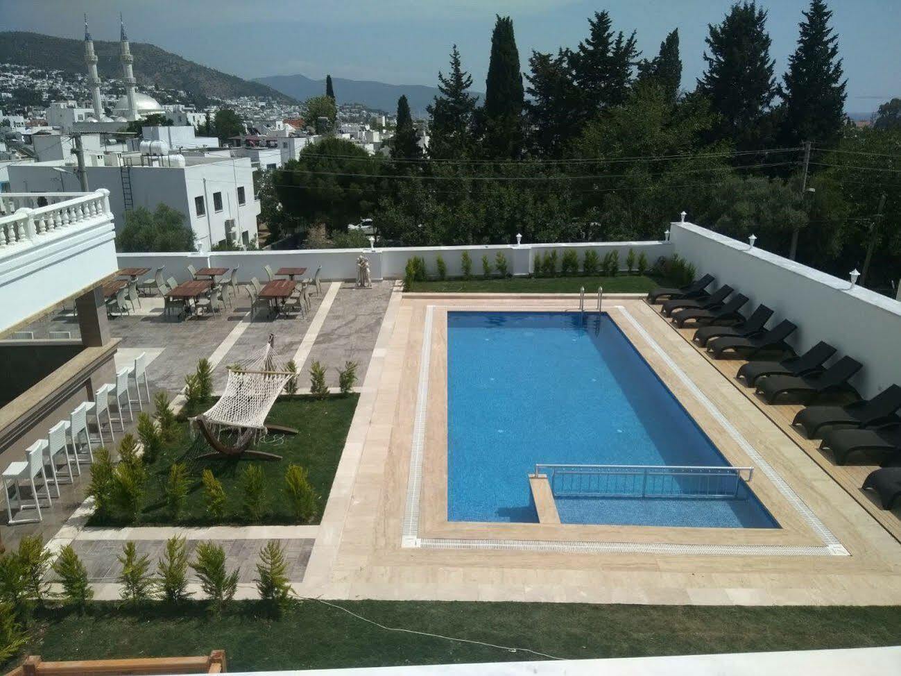 Laden Hotel Bodrum Bagian luar foto
